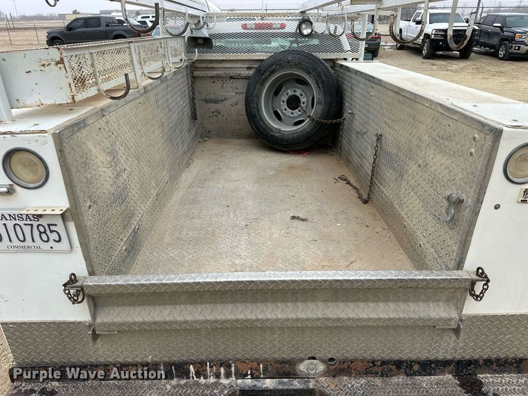 image for item NS9158 2013 Chevrolet Silverado 2500HD  utility bed pickup truck