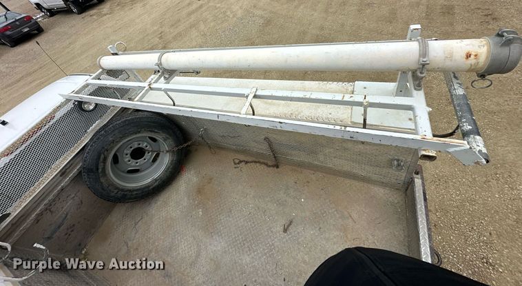 image for item NS9158 2013 Chevrolet Silverado 2500HD  utility bed pickup truck