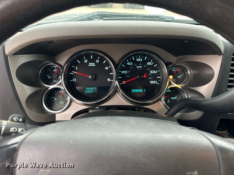 image for item NS9158 2013 Chevrolet Silverado 2500HD  utility bed pickup truck