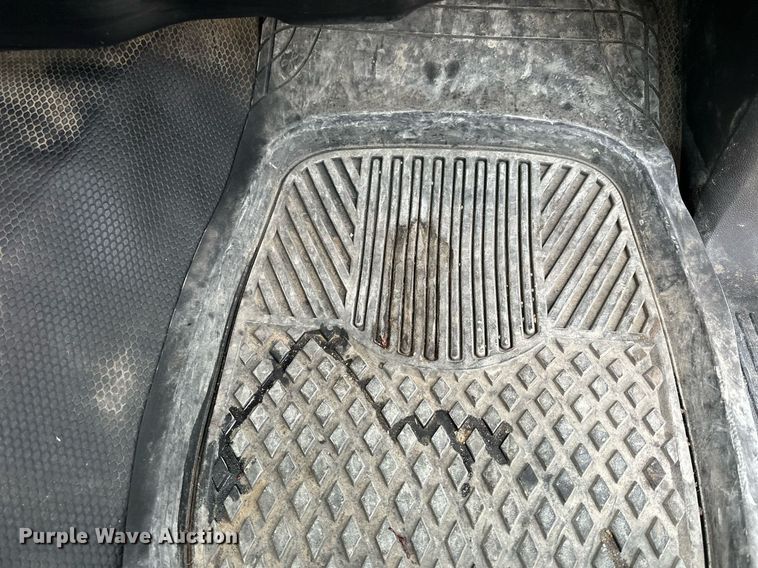 image for item NS9158 2013 Chevrolet Silverado 2500HD  utility bed pickup truck