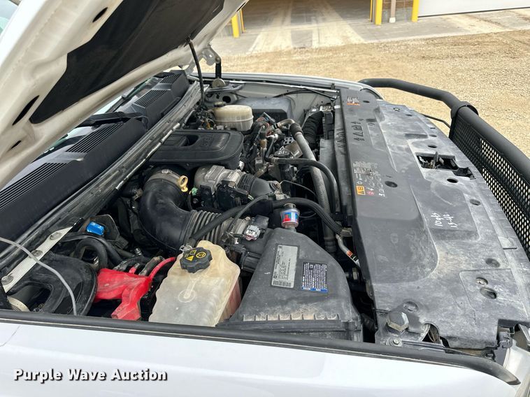 image for item NS9158 2013 Chevrolet Silverado 2500HD  utility bed pickup truck