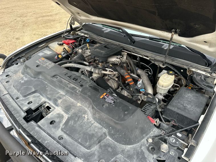 image for item NS9158 2013 Chevrolet Silverado 2500HD  utility bed pickup truck