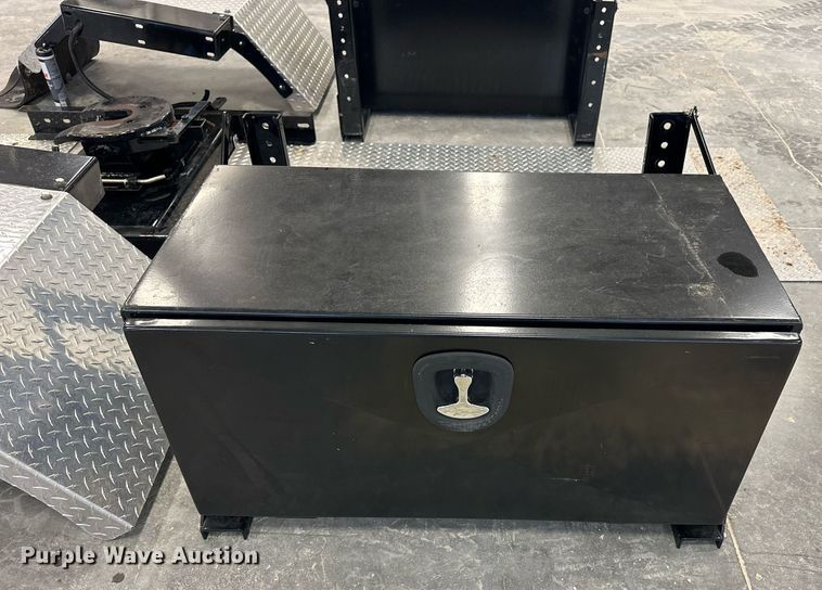 image for item NS9160 Carolina Custom  truck parts