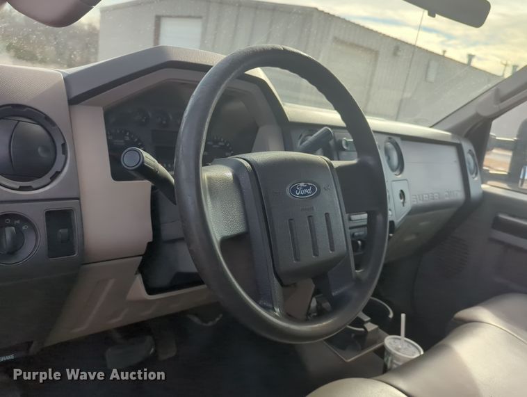 image for item OD9137 2008 Ford F450 Super Duty  Crew Cab flatbed truck