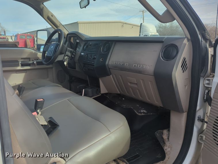 image for item OD9137 2008 Ford F450 Super Duty  Crew Cab flatbed truck