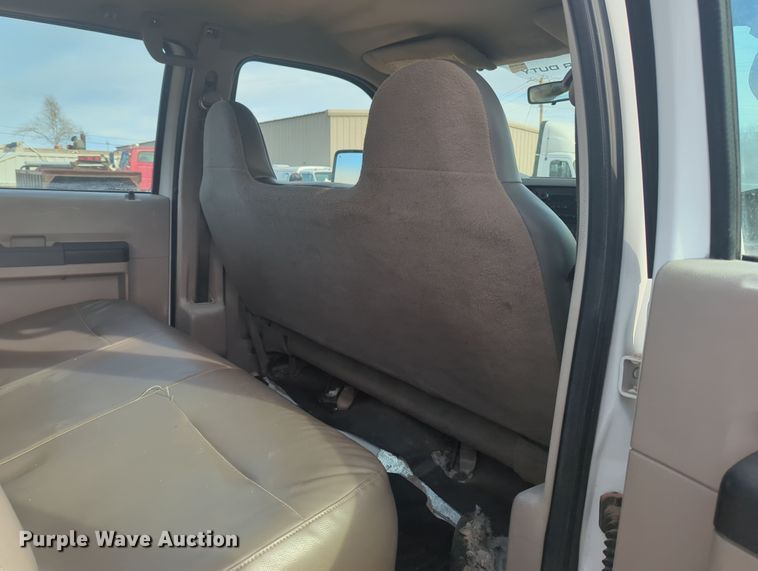 image for item OD9137 2008 Ford F450 Super Duty  Crew Cab flatbed truck