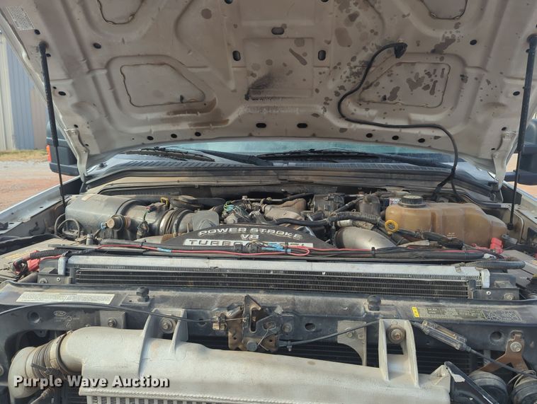 image for item OD9137 2008 Ford F450 Super Duty  Crew Cab flatbed truck