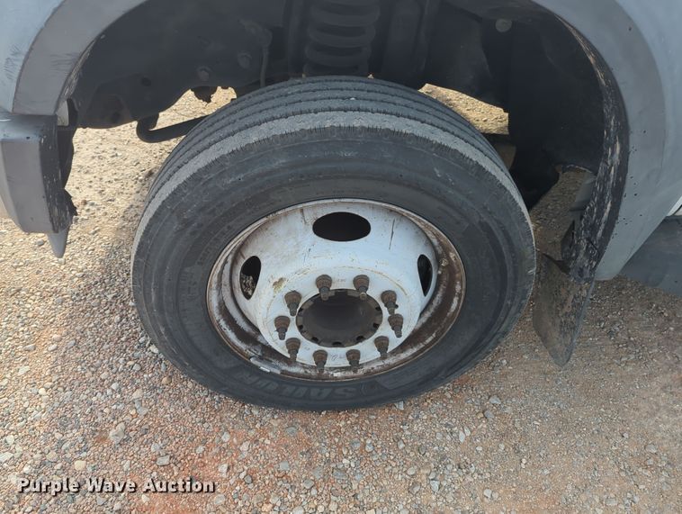 image for item OD9137 2008 Ford F450 Super Duty  Crew Cab flatbed truck