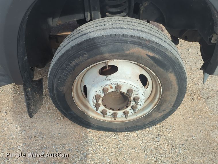 image for item OD9137 2008 Ford F450 Super Duty  Crew Cab flatbed truck