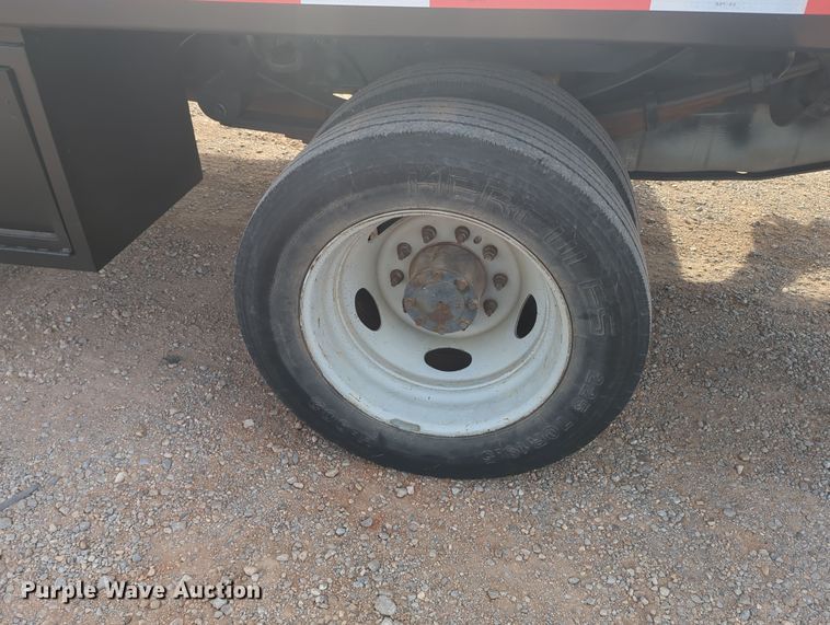 image for item OD9137 2008 Ford F450 Super Duty  Crew Cab flatbed truck