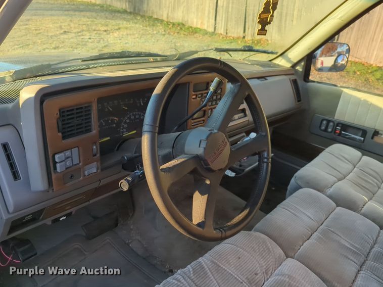 image for item OD9157 1994 Chevrolet C1500  Ext. Cab pickup truck