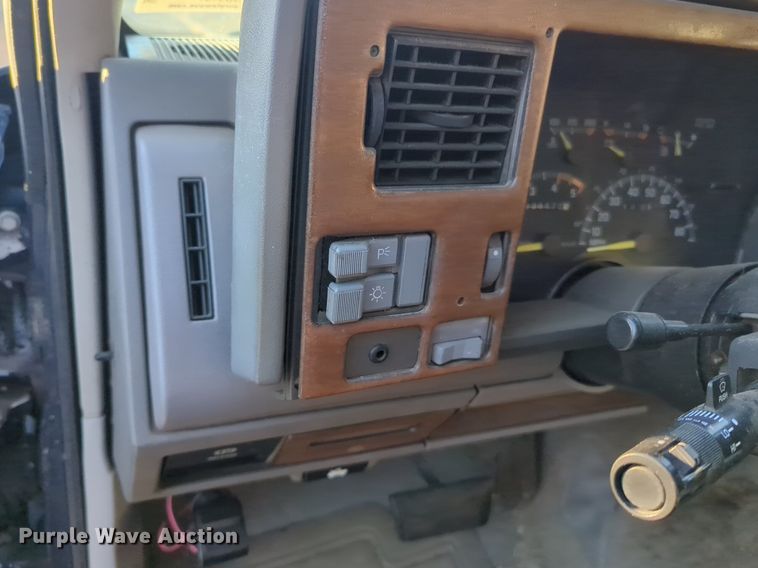 image for item OD9157 1994 Chevrolet C1500  Ext. Cab pickup truck