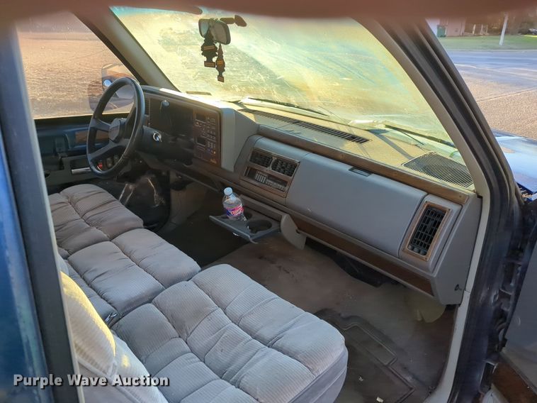 image for item OD9157 1994 Chevrolet C1500  Ext. Cab pickup truck