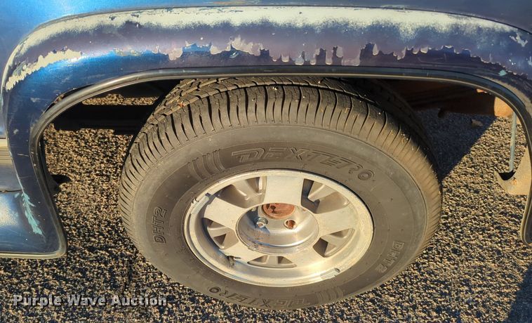 image for item OD9157 1994 Chevrolet C1500  Ext. Cab pickup truck