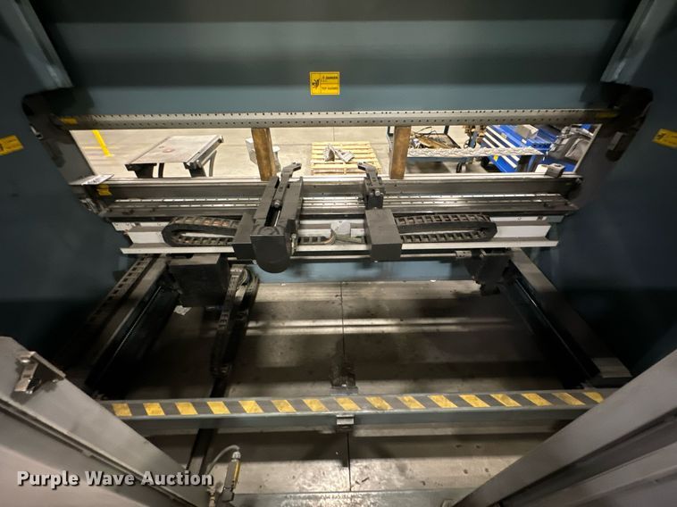 image for item OD9858 2013 Durma Ad-Servo 30135  press brake