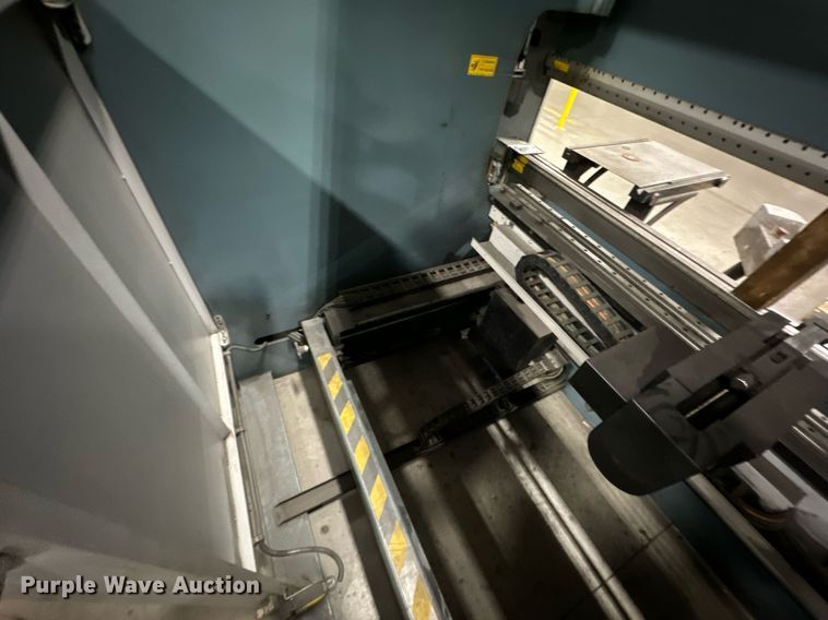 image for item OD9858 2013 Durma Ad-Servo 30135  press brake