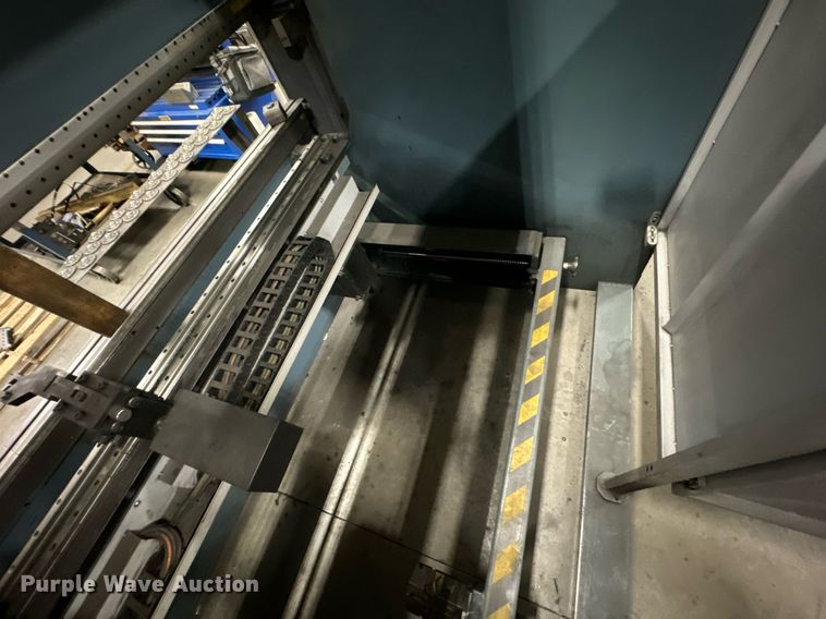 image for item OD9858 2013 Durma Ad-Servo 30135  press brake