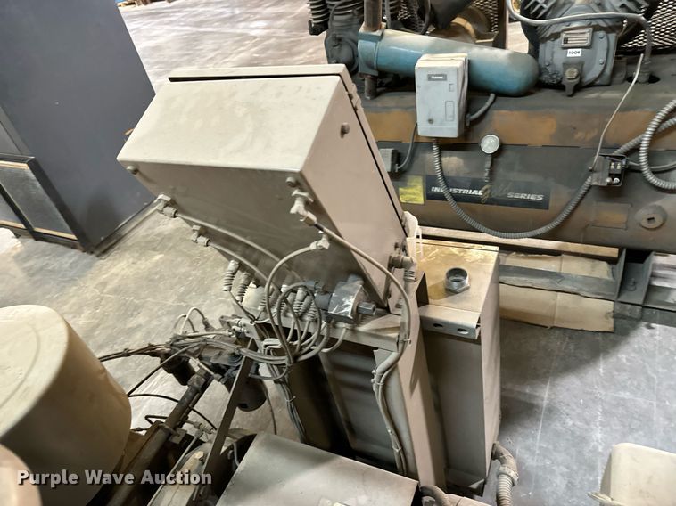 image for item OD9863 (2) air compressors