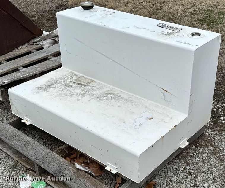 image for item OD9881 2016 DeeZee  transfer tank