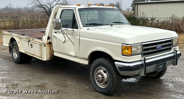 image for item OD9891 1991 Ford F450  flatbed pickup truck