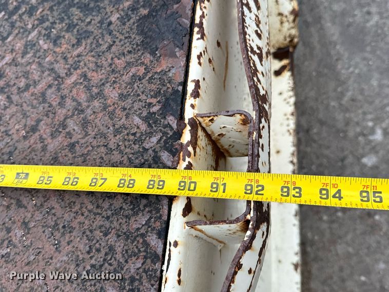 image for item OD9891 1991 Ford F450  flatbed pickup truck