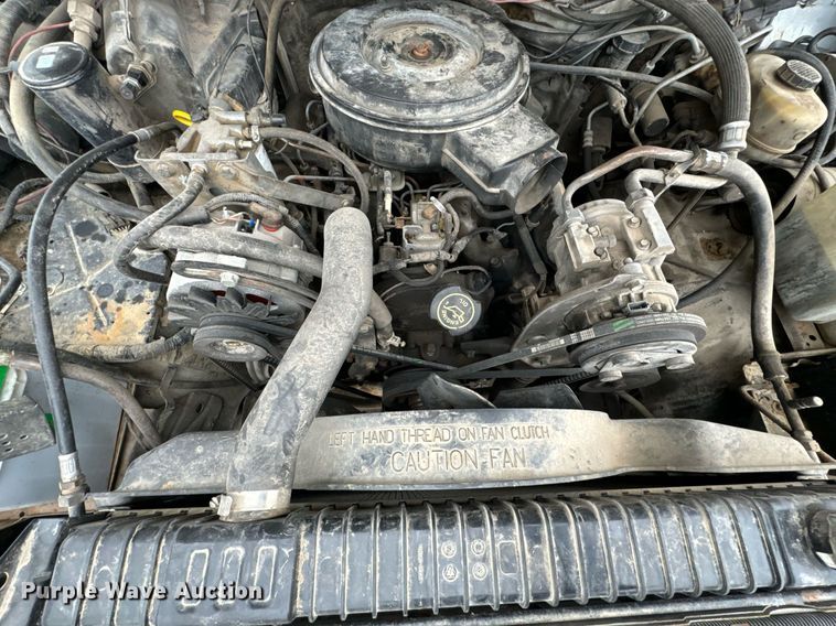 image for item OD9891 1991 Ford F450  flatbed pickup truck