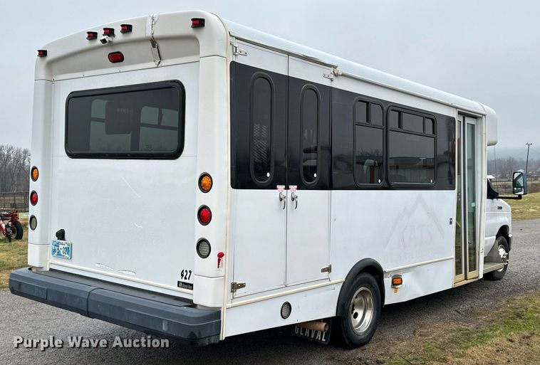image for item OD9897 2012 Ford E450  shuttle bus