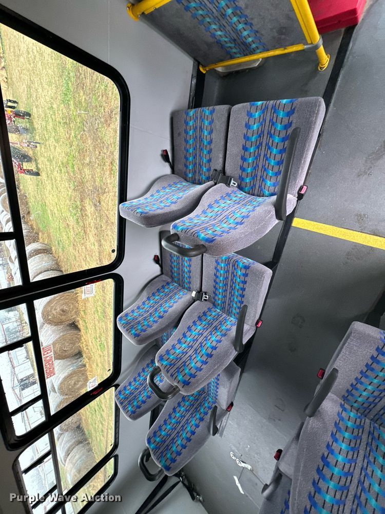 image for item OD9897 2012 Ford E450  shuttle bus