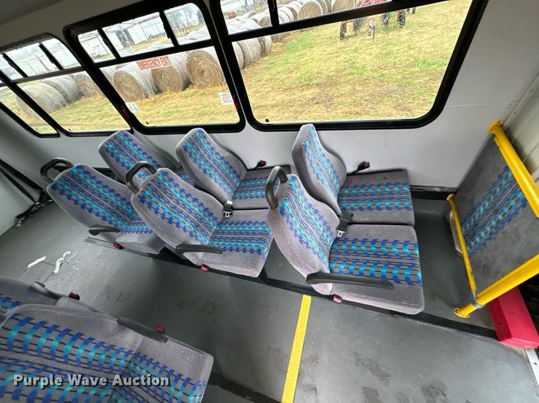 image for item OD9897 2012 Ford E450  shuttle bus