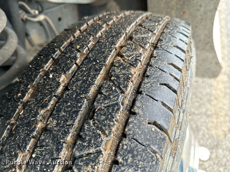 image for item OD9897 2012 Ford E450  shuttle bus