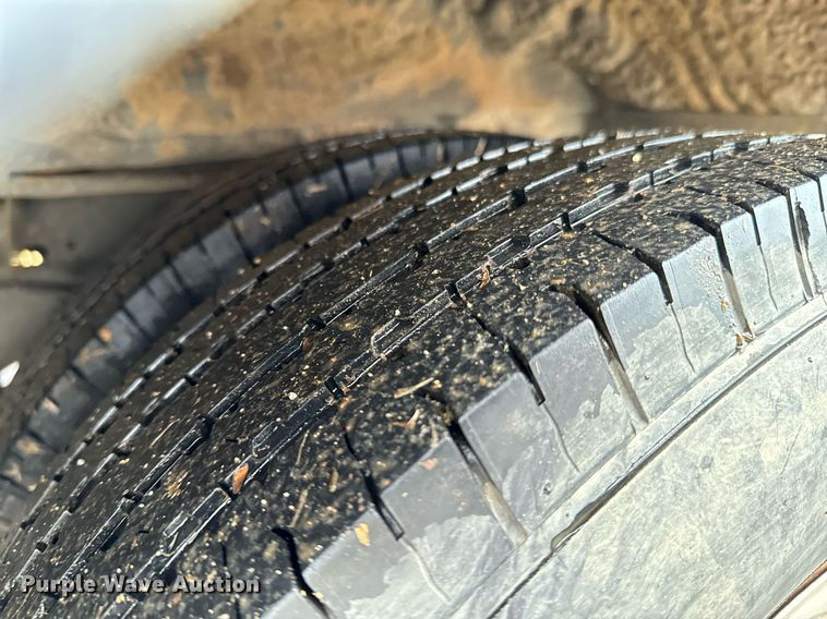 image for item OD9897 2012 Ford E450  shuttle bus