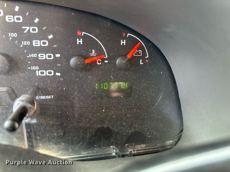 image for item OF9139 2007 Ford E350  party bus