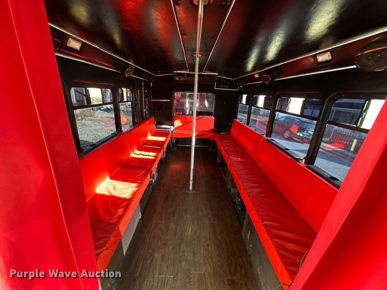 image for item OF9139 2007 Ford E350  party bus