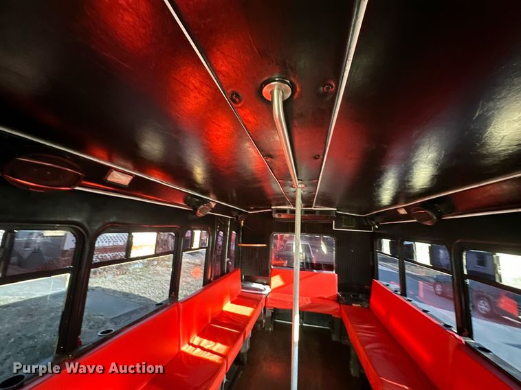 image for item OF9139 2007 Ford E350  party bus