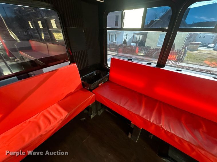 image for item OF9139 2007 Ford E350  party bus