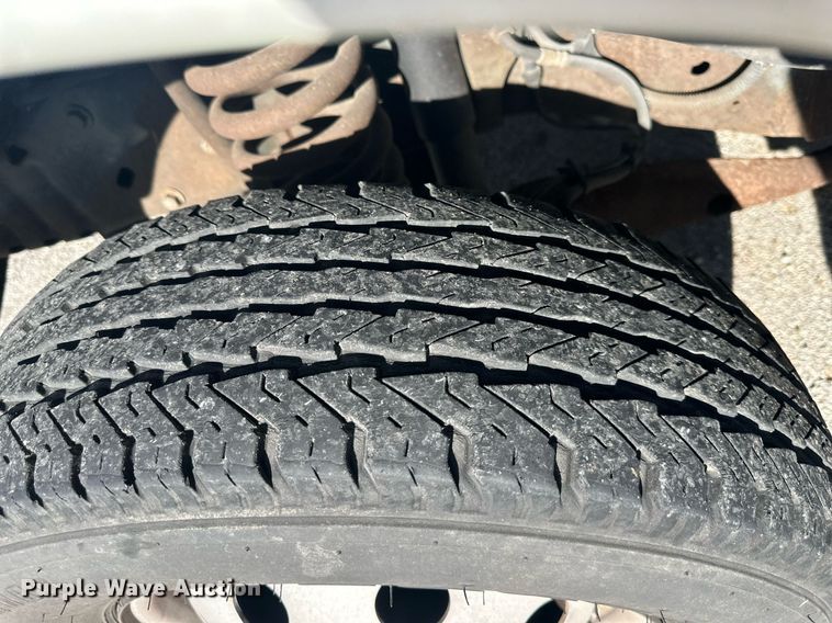 image for item OF9139 2007 Ford E350  party bus