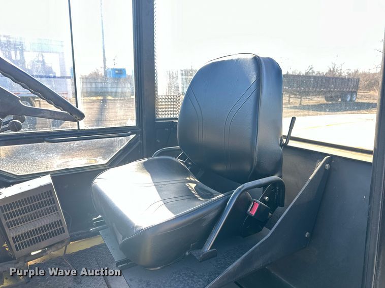 image for item OF9146 Hyster H155XL  forklift