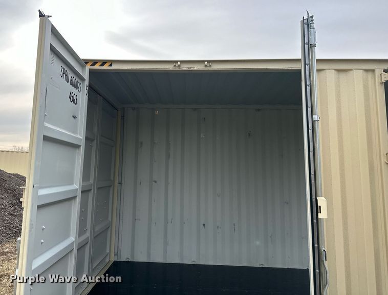 image for item OF9217 2023 CIMC CB45-86-05  40' 5 door shipping container