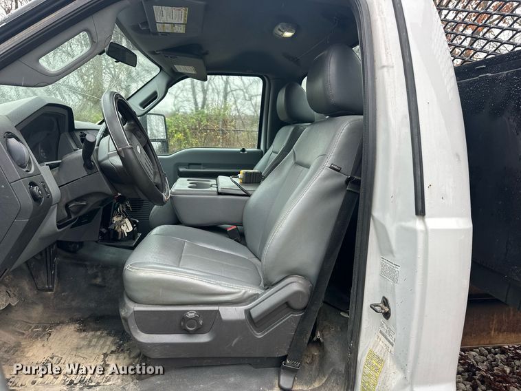 image for item OF9218 2014 Ford F550 Super Duty  dump flatbed truck