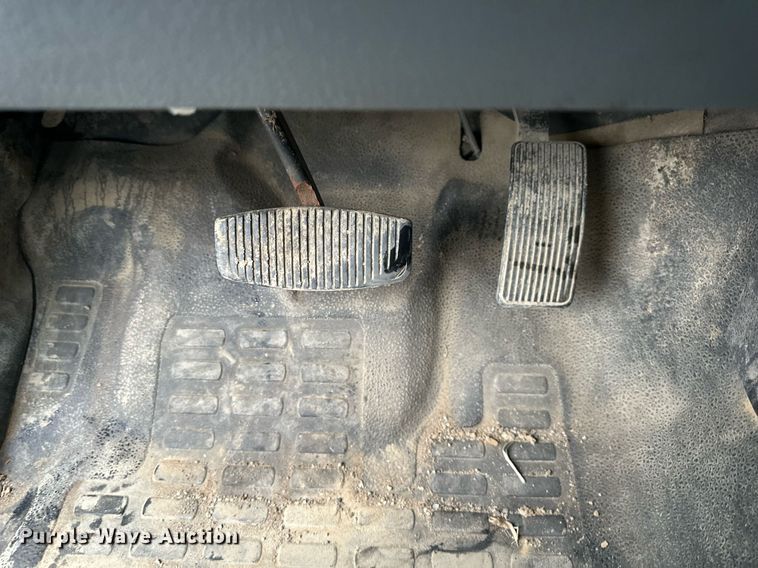 image for item OF9218 2014 Ford F550 Super Duty  dump flatbed truck