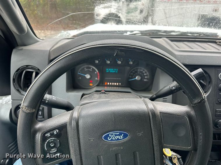 image for item OF9218 2014 Ford F550 Super Duty  dump flatbed truck