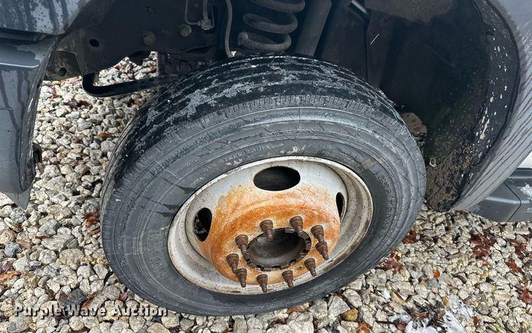 image for item OF9218 2014 Ford F550 Super Duty  dump flatbed truck