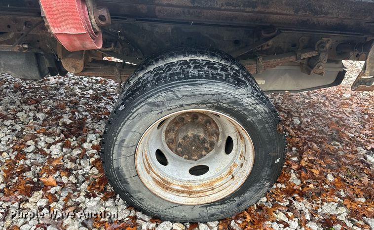 image for item OF9218 2014 Ford F550 Super Duty  dump flatbed truck