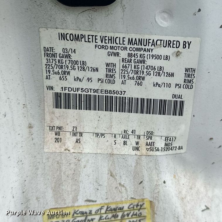 image for item OF9218 2014 Ford F550 Super Duty  dump flatbed truck