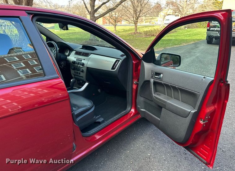 image for item OF9223 2010 Ford Focus