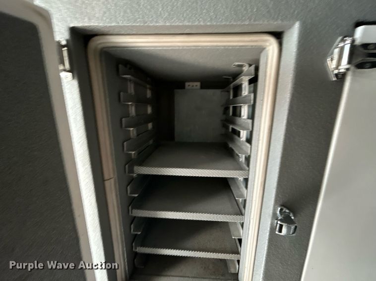 image for item OI9501 2018 Freightliner MT45 refrigerated delivery van