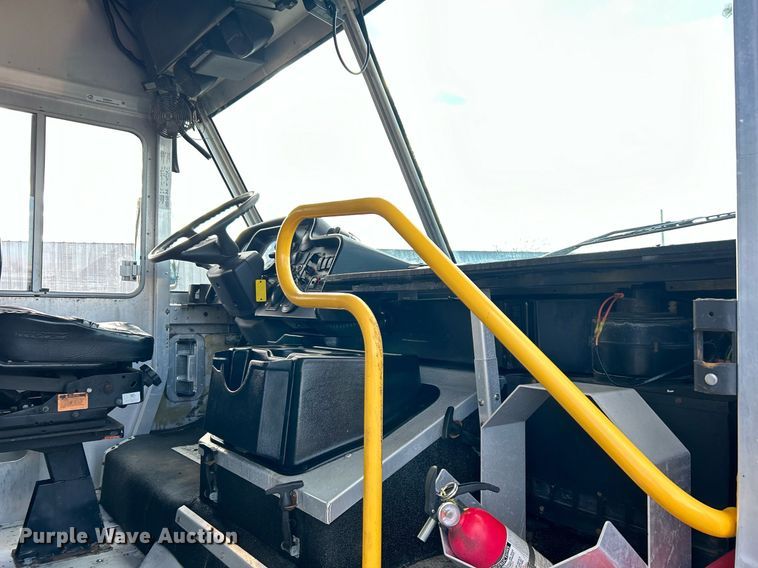 image for item OI9501 2018 Freightliner MT45 refrigerated delivery van