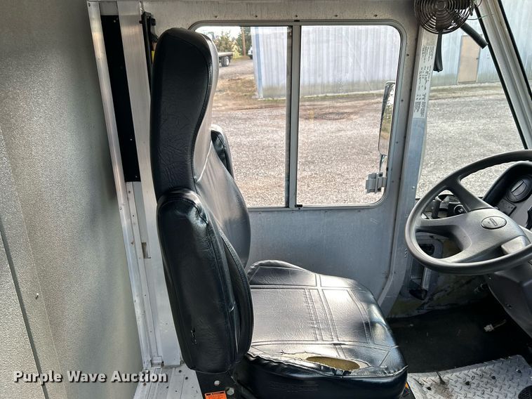 image for item OI9501 2018 Freightliner MT45 refrigerated delivery van