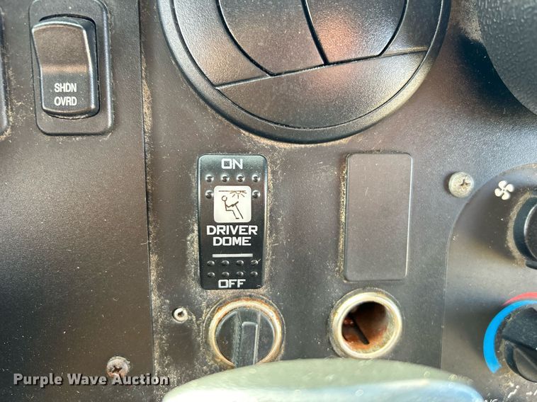 image for item OI9501 2018 Freightliner MT45 refrigerated delivery van