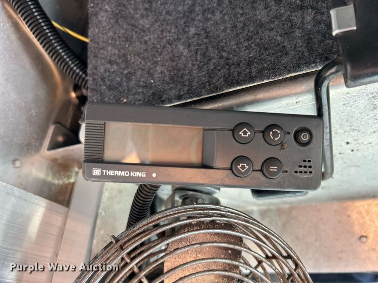 image for item OI9501 2018 Freightliner MT45 refrigerated delivery van